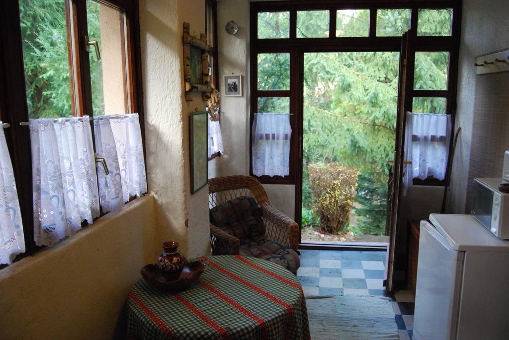 Boroka Apartmanhazak - Oereghaz Velem Room photo